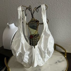 Satin Caress women’s bra satin floral underwire 44DD NWOT